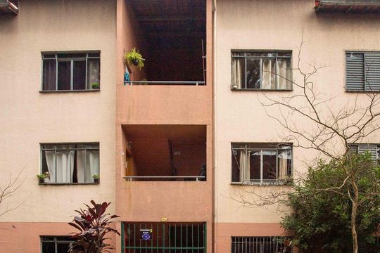 Fachada  de apartamento à venda com 2 quartos, 49m² em Serraria, Diadema
