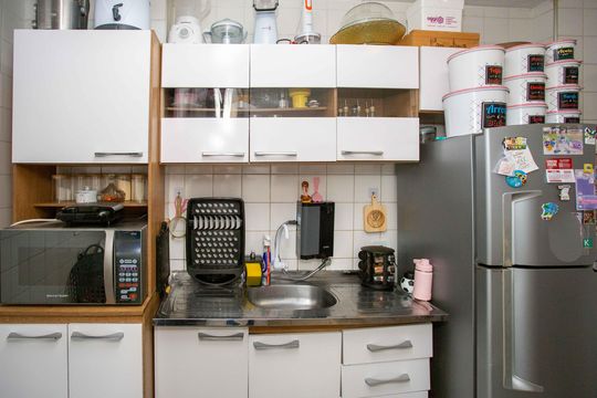 Cozinha de apartamento à venda com 2 quartos, 49m² em Serraria, Diadema