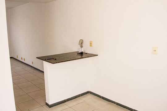 Cozinha de casa de condomínio para alugar com 3 quartos, 120m² em Guaratiba, Rio de Janeiro