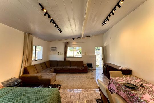 Casa à venda com 1 quarto, 35m² em Laranjeiras, Rio de Janeiro