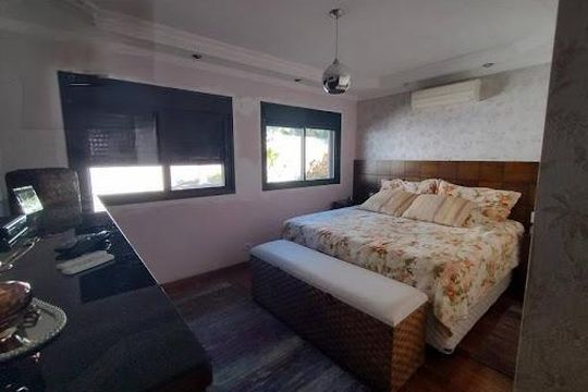 Casa à venda com 4 quartos, 354m² em Alphaville, Santana de Parnaíba