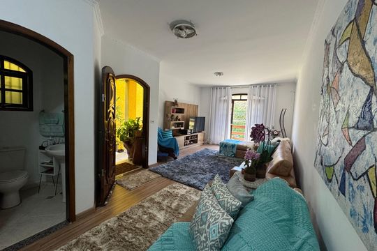 Casa à venda com 3 quartos, 200m² em Adalgisa, Osasco