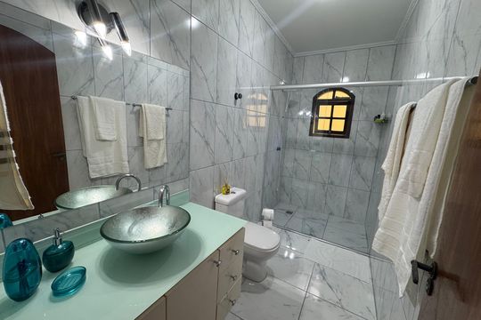Banheiro da Suíte 3 de casa à venda com 3 quartos, 200m² em Adalgisa, Osasco