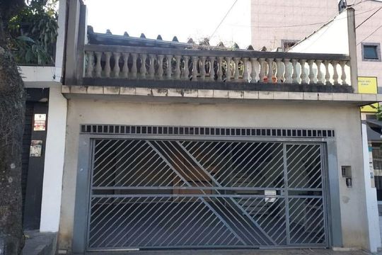 Fachada de casa à venda com 2 quartos, 161m² em Parque Assuncao, Taboão da Serra