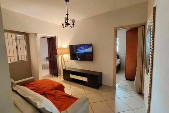 Sala de casa à venda com 2 quartos, 161m² em Parque Assuncao, Taboão da Serra