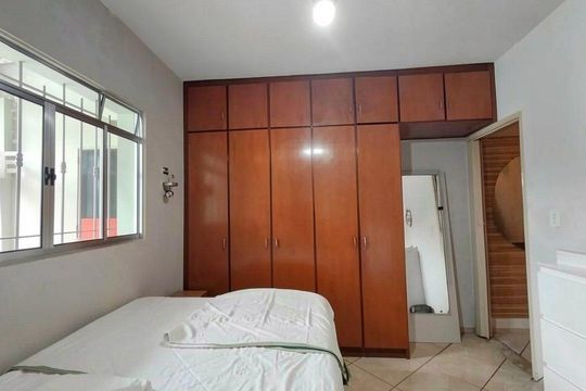 Quarto de casa à venda com 2 quartos, 161m² em Parque Assuncao, Taboão da Serra