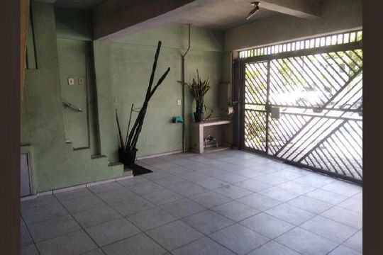Garagem de casa à venda com 2 quartos, 161m² em Parque Assuncao, Taboão da Serra