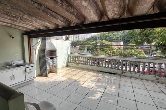Churrasqueira de casa à venda com 2 quartos, 161m² em Parque Assuncao, Taboão da Serra