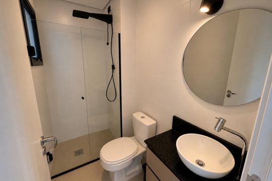 Banheiro de kitnet/studio para alugar com 1 quarto, 25m² em Vila Nova, Novo Hamburgo