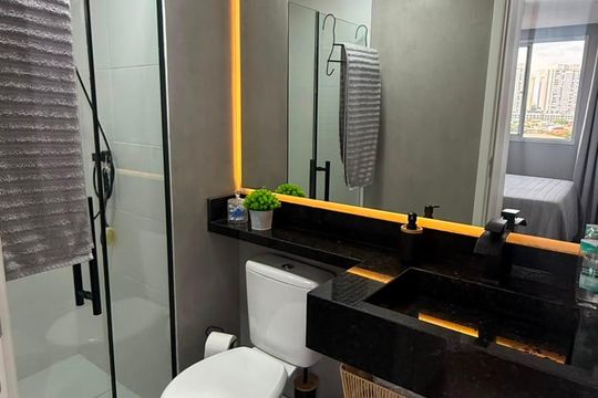 Banheiro de apartamento para alugar com 1 quarto, 26m² em Guaiauna, São Paulo