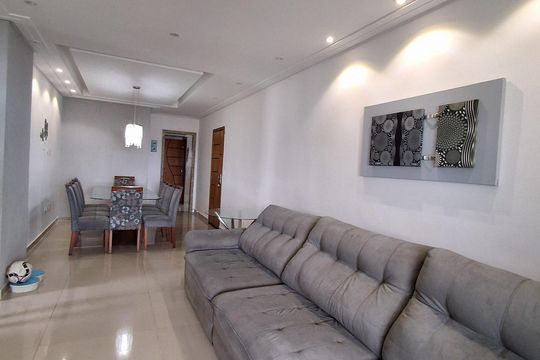 Apartamento para alugar com 4 quartos, 118m² em Vila Caiçara, Praia Grande