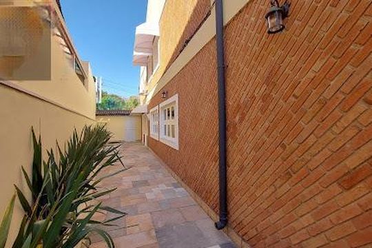 Casa à venda com 4 quartos, 370m² em Residencial Nove (Alphaville), Santana de Parnaíba