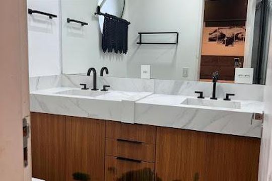 Casa à venda com 3 quartos, 180m² em Tamboré, Santana de Parnaíba