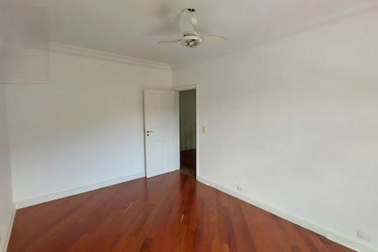 Casa à venda com 3 quartos, 266m² em Alphaville, Santana de Parnaíba