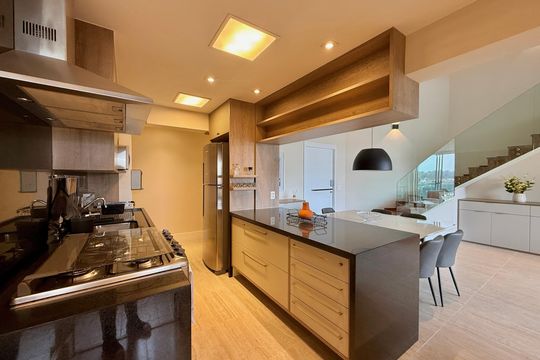 Cozinha de apartamento para alugar com 3 quartos, 143m² em Cidade Monções, São Paulo