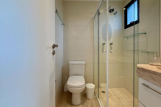Banheiro Suíte 1 de apartamento para alugar com 3 quartos, 143m² em Cidade Monções, São Paulo