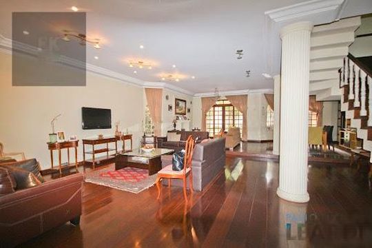 Casa de Condomínio à venda com 3 quartos, 380m² em Residencial Zero (Tambore), Santana de Parnaíba