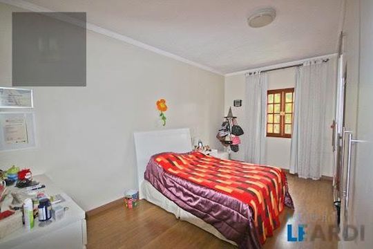 Casa de Condomínio à venda com 3 quartos, 380m² em Residencial Zero (Tambore), Santana de Parnaíba
