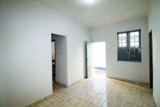 Sala de casa para alugar com 2 quartos, 60m² em Penha, Rio de Janeiro