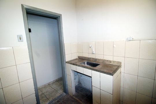 Cozinha de casa para alugar com 2 quartos, 60m² em Penha, Rio de Janeiro