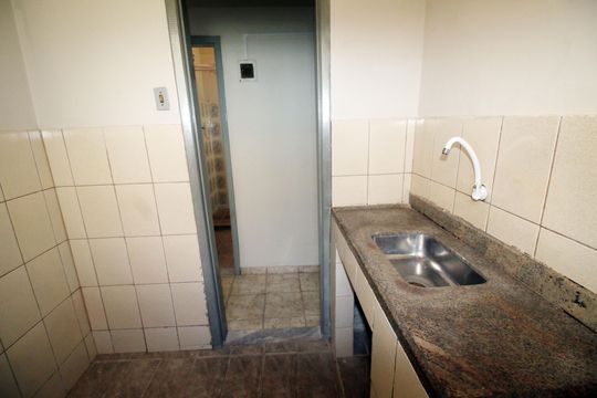 Cozinha de casa para alugar com 2 quartos, 60m² em Penha, Rio de Janeiro