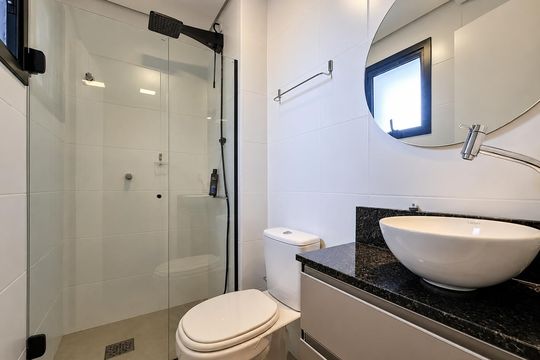 Banheiro de kitnet/studio para alugar com 1 quarto, 25m² em Vila Nova, Novo Hamburgo