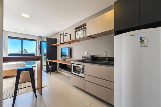 Cozinha de kitnet/studio para alugar com 1 quarto, 25m² em Vila Nova, Novo Hamburgo