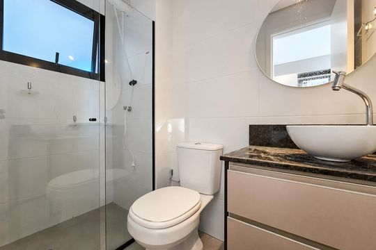 Banheiro de kitnet/studio para alugar com 1 quarto, 25m² em Vila Nova, Novo Hamburgo