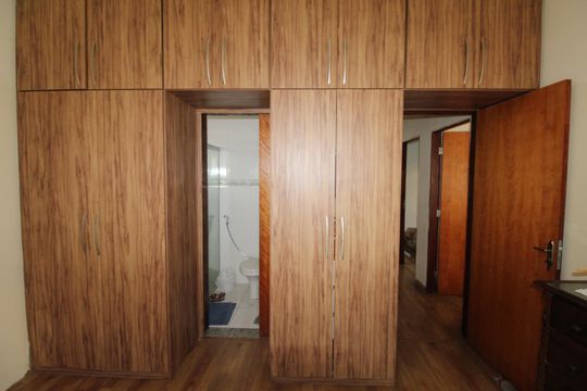 Suíte de casa para alugar com 3 quartos, 512m² em Jardim Altos de Santana, São José dos Campos