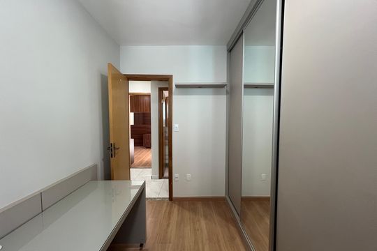 Quarto 3 de casa para alugar com 3 quartos, 115m² em Manacás, Belo Horizonte