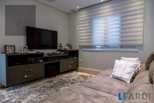Casa à venda com 4 quartos, 540m² em Paiol Velho, Barueri