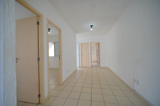 Sala de casa de condomínio para alugar com 3 quartos, 61m² em Bela Vista, Palhoça