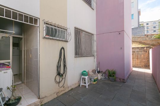 Apartamento à venda com 3 quartos, 68m² em Jaqueline, Belo Horizonte