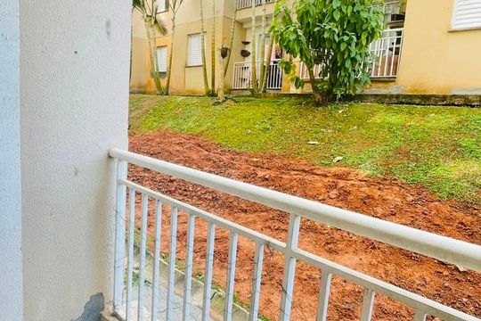 Varanda de apartamento para alugar com 2 quartos, 50m² em Jardim Isis, Cotia