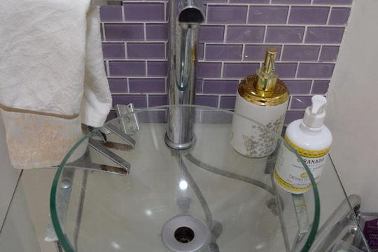 Banheiro Social de apartamento para alugar com 2 quartos, 57m² em Sumarezinho, São Paulo