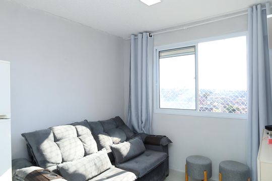 Sala de apartamento para alugar com 2 quartos, 32m² em Jardim Soares, São Paulo