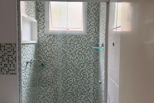 Banheiro de apartamento à venda com 2 quartos, 48m² em Vila Mendes, São Paulo