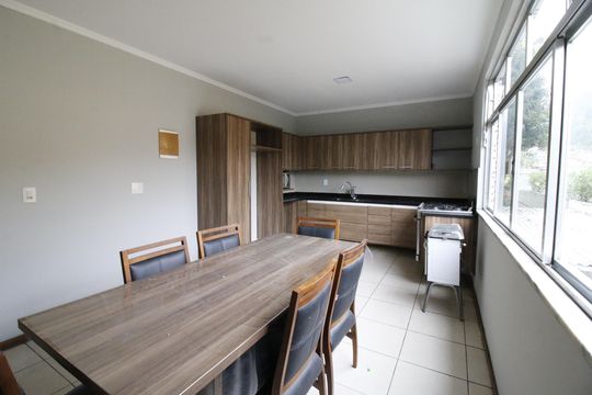 Cozinha de casa de condomínio para alugar com 4 quartos, 507m² em Jacarepaguá, Rio de Janeiro