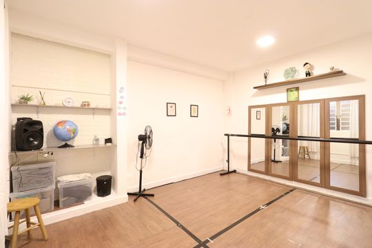 sala 3 de casa à venda com 4 quartos, 365m² em Vila Ipojuca, São Paulo