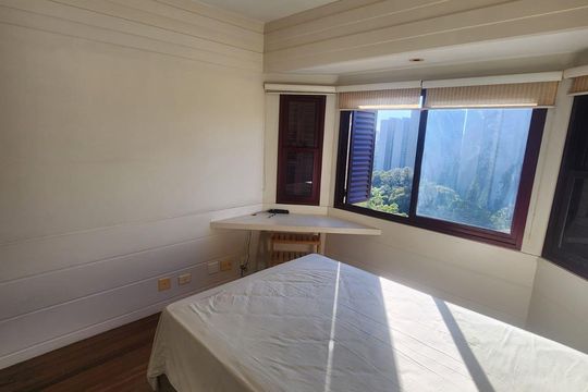 Quarto de apartamento para alugar com 1 quarto, 55m² em Vila Suzana, São Paulo
