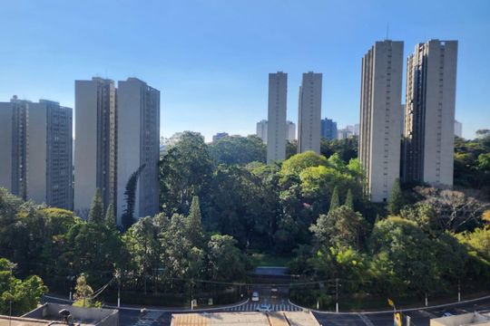 Vista de apartamento para alugar com 1 quarto, 55m² em Vila Suzana, São Paulo