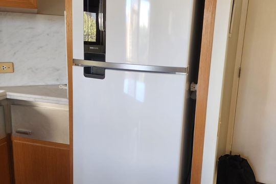 Cozinha de apartamento para alugar com 1 quarto, 55m² em Vila Suzana, São Paulo