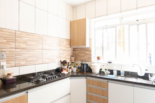 Cozinha de casa para alugar com 6 quartos, 115m² em Rio Branco, Canoas