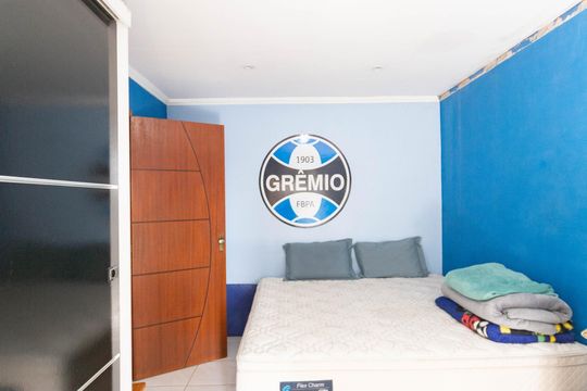Quarto 2 de casa para alugar com 6 quartos, 115m² em Rio Branco, Canoas