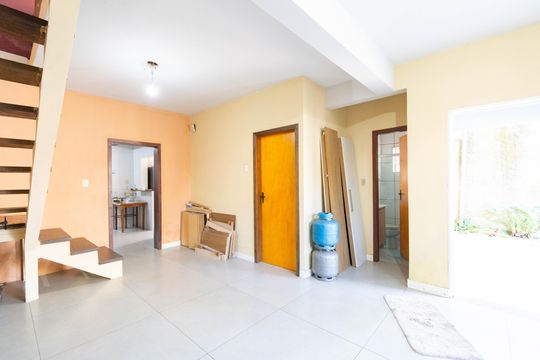 Casa para alugar com 6 quartos, 115m² em Rio Branco, Canoas