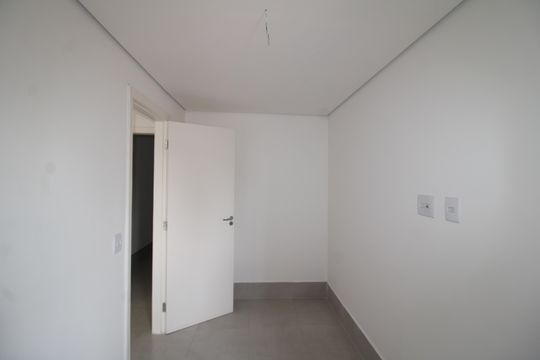 Quarto 1 de apartamento à venda com 2 quartos, 41m² em Jardim São Paulo, São Paulo