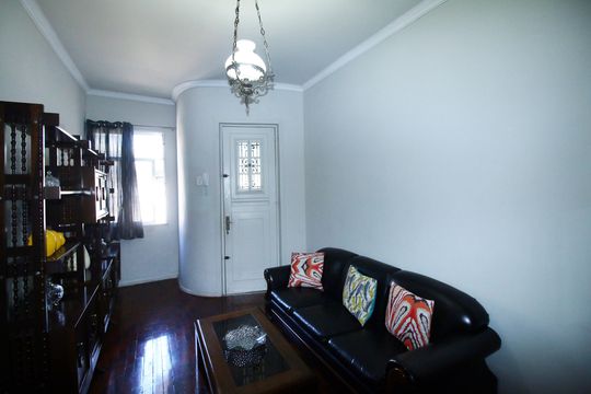 Sala de apartamento à venda com 2 quartos, 75m² em Vaz Lobo, Rio de Janeiro