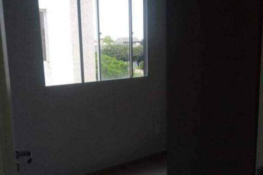 Quarto de apartamento à venda com 2 quartos, 42m² em Estância Velha, Canoas