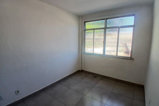 Apartamento para alugar com 1 quarto, 45m² em Irajá, Rio de Janeiro