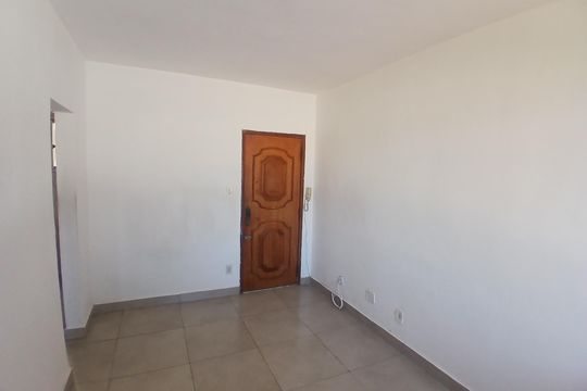 Apartamento para alugar com 1 quarto, 45m² em Irajá, Rio de Janeiro
